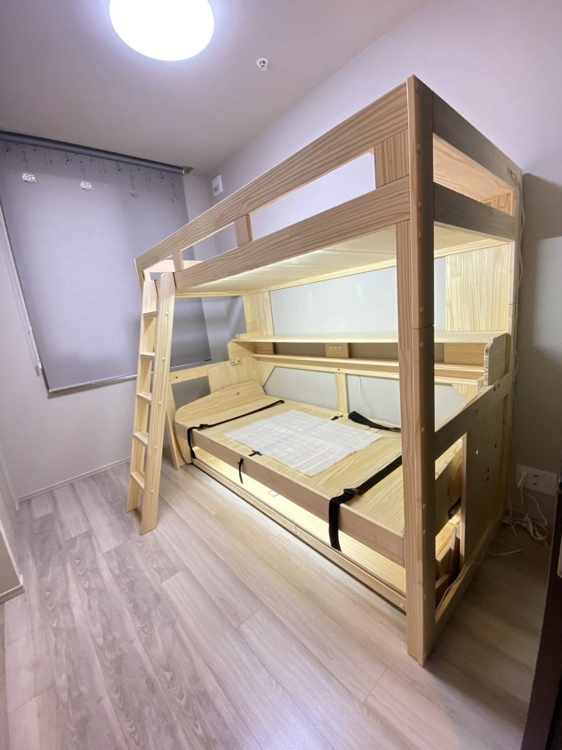 学習机（机ベッド一体型）