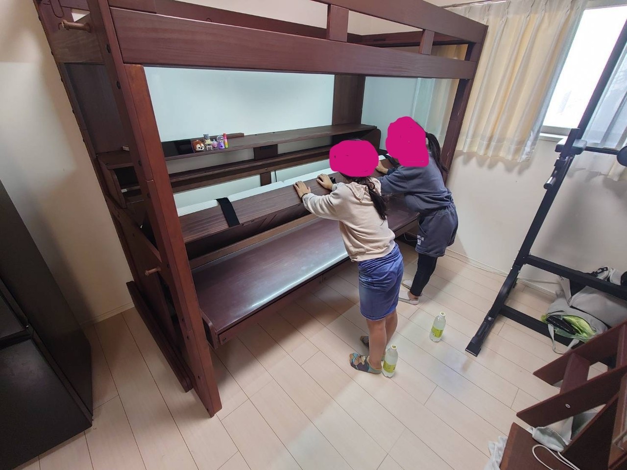 デスクベッド（机ベッド一体型）