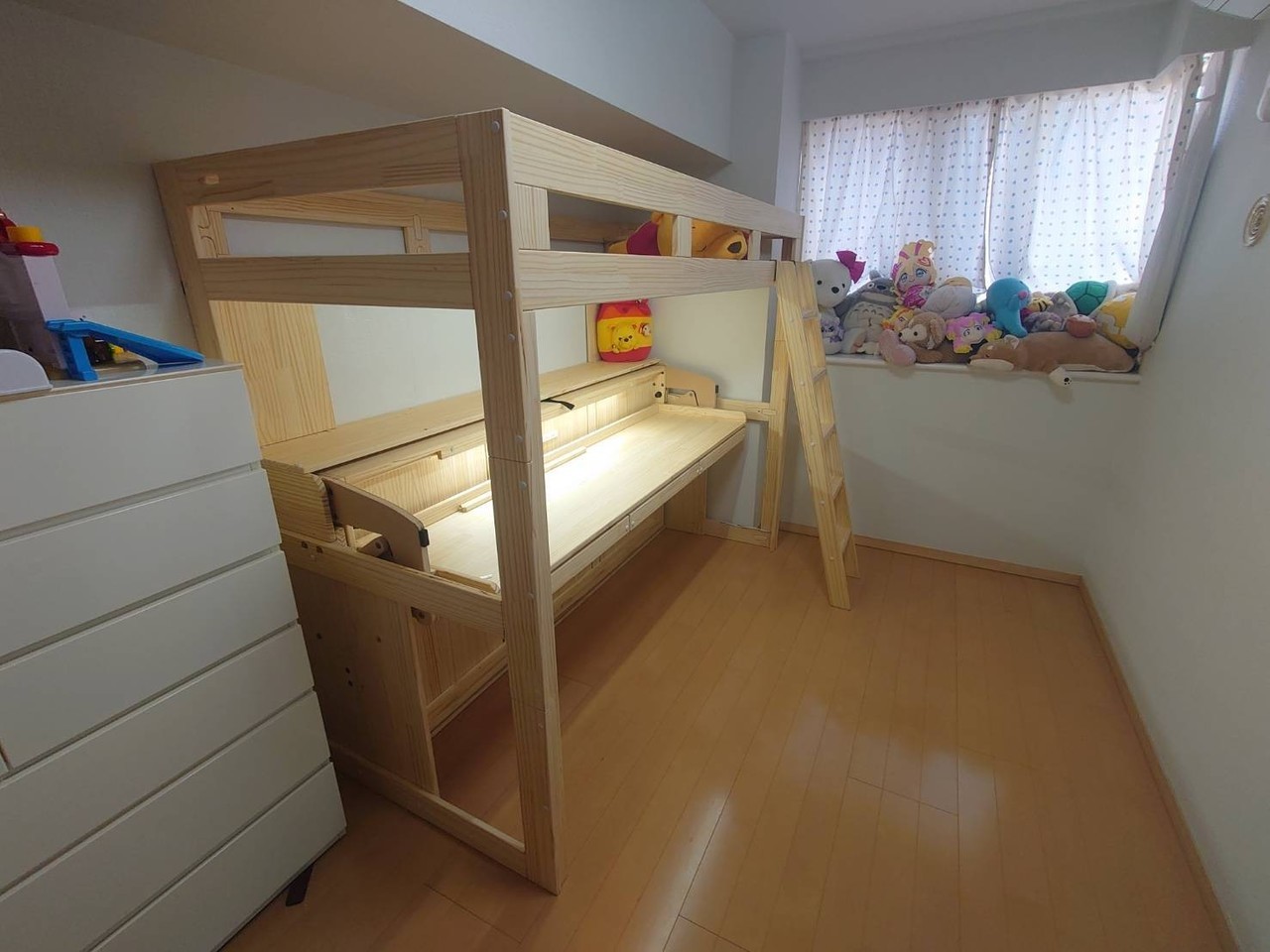 学習机（机ベッド一体型）