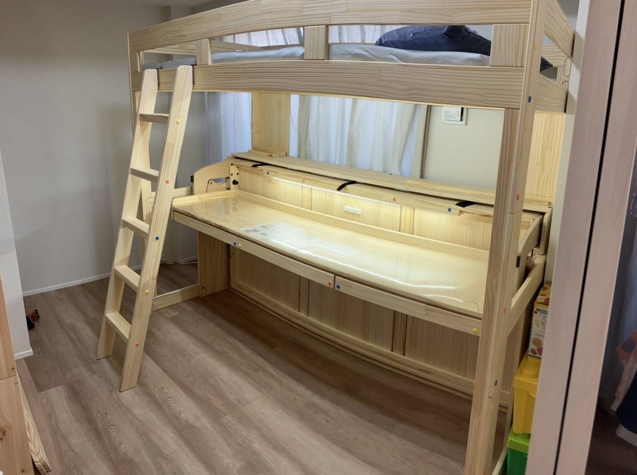 学習机（机ベッド一体型）